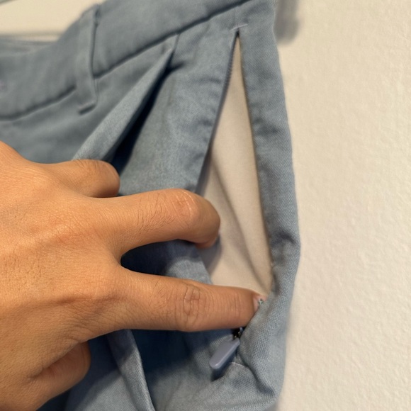 Lululemon Commission Classic -Fit Short - Picture 5 of 7